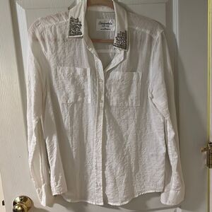 Aeropostale Woman’s button down top